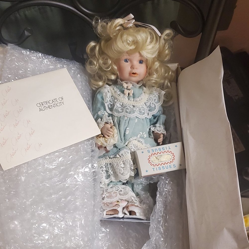 M.OSMOND DOLL - MIRACLE CHILDREN INJURED - SAVANNA